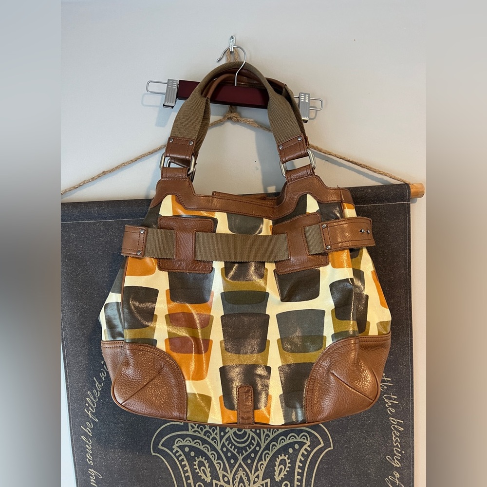 Orla Kiely Shoulder Bag with Cups Print!